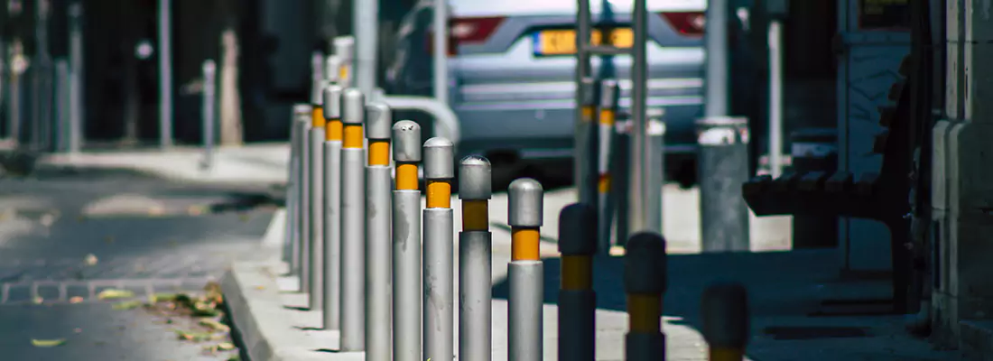 Safe and Convenient Retractable Barrier Column Systems for Properties in Jasmine Estates, FL